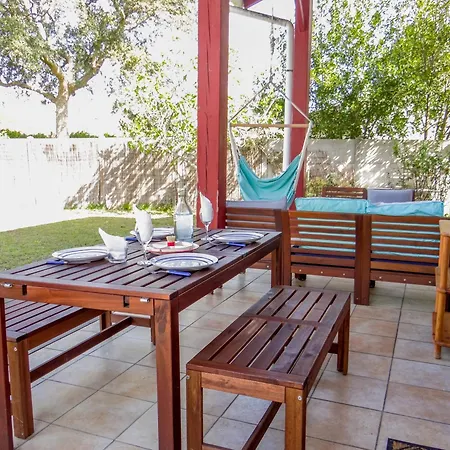 Maison Familiale Proche De La Plage Casa de Férias *