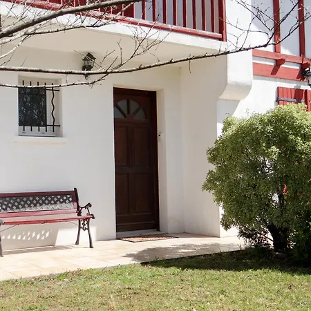 Casa de Férias Maison Familiale Proche De La Plage Tarnos